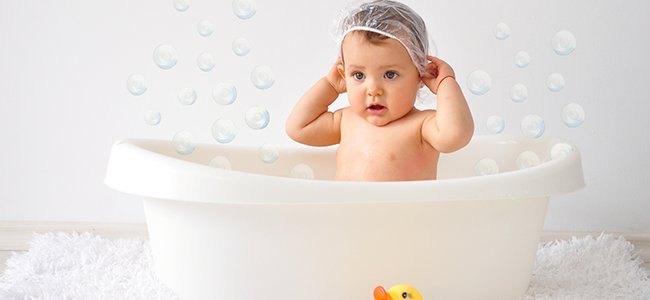 La importancia del baño diario del bebé - TvCrecer
